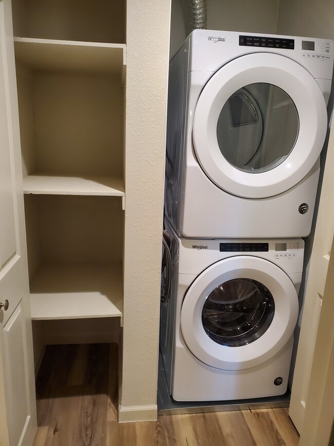 Plan B-1 washer/dryer