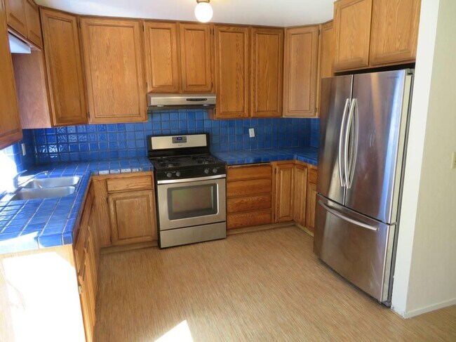 Photo - 127 Lennox St