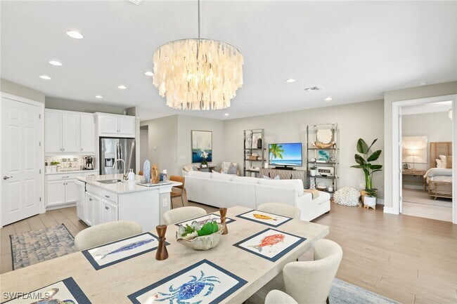 Photo - 14546 Tropical Dr