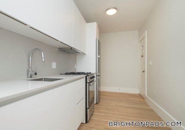 Photo - 286 Chestnut Hill Ave Unit 4