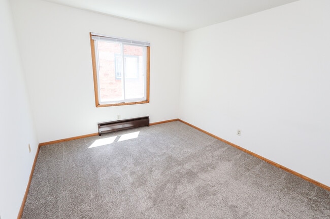 Photo - Minnehaha Apartments | 3628