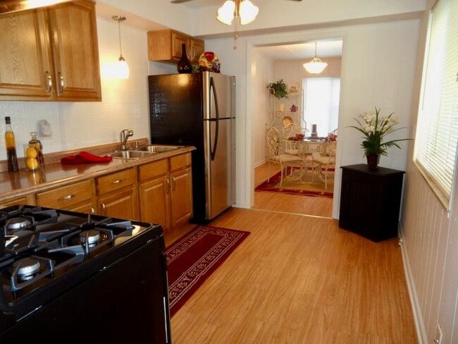 Photo - 3713 Roanoke Rd