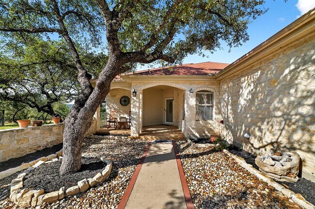 Photo - 116 Grey Fox Ln