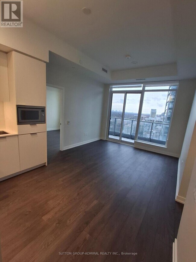 Photo - 7 Golden Lion Heights