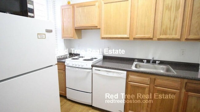 Photo - 1595 Beacon St Unidad 2