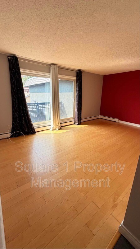 Photo - 10255-10117 117 St NW Unit 19