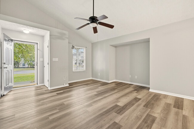 Photo - 6423 Hunters Creek Blvd