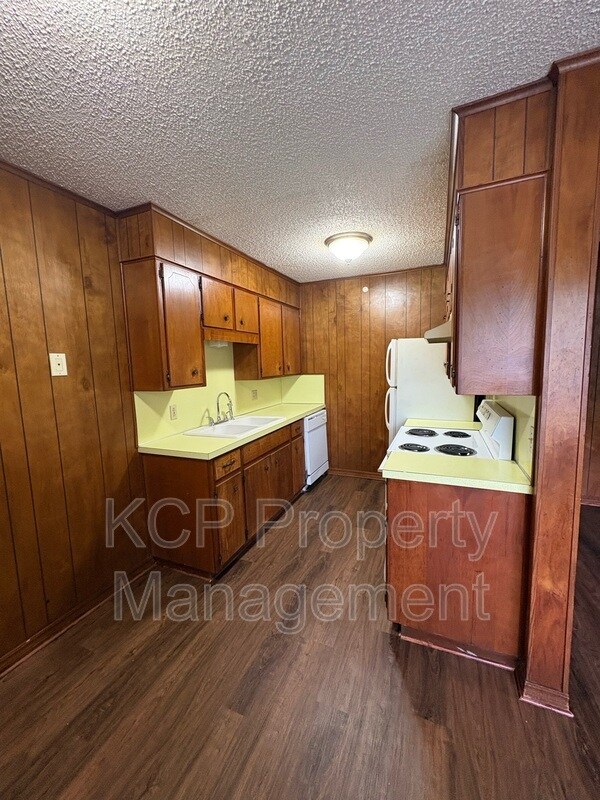 Photo - 1007 Cedar St