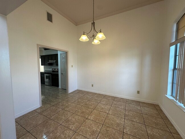 Photo - 302 Echo Valley Dr