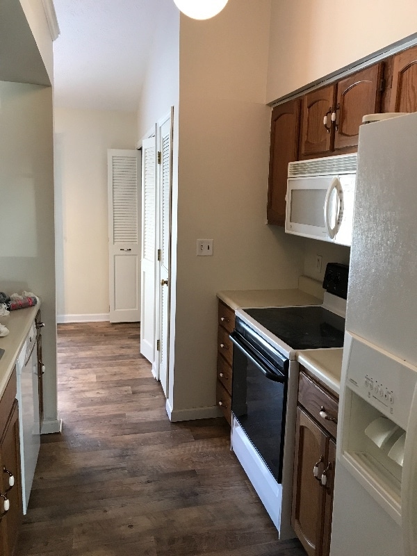 Photo - 171 Peacock Ct