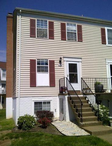 Building Photo - 161 Fairfield Dr