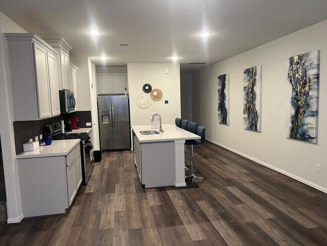 Photo - 27918 Western Crk Ct