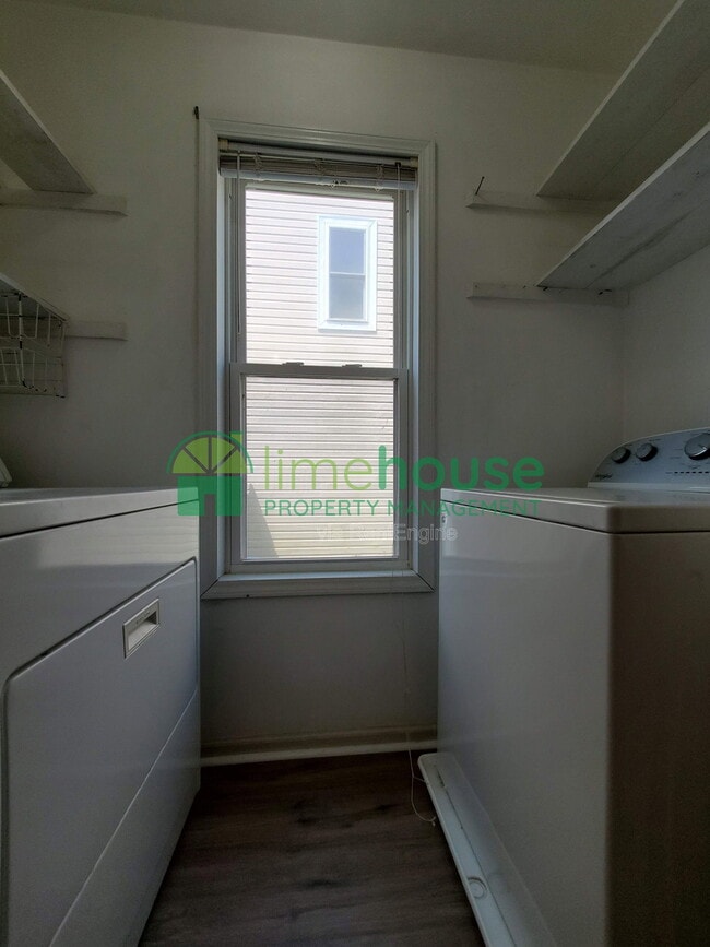 Photo - 724 Carolina Ave
