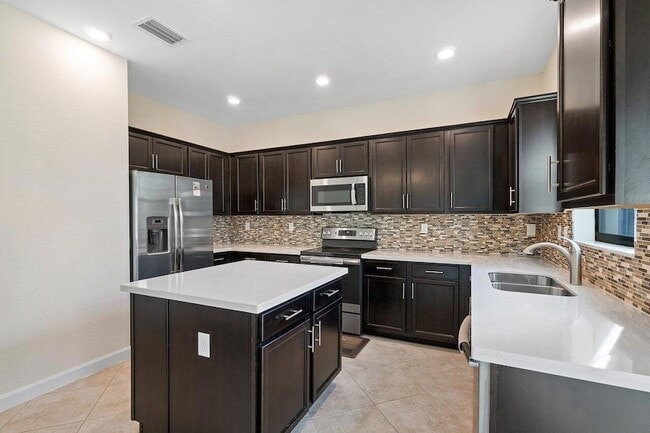 Photo - 5643 Sandbirch Wy