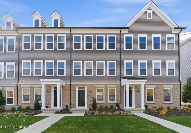 Building Photo - 12 Barton Ave