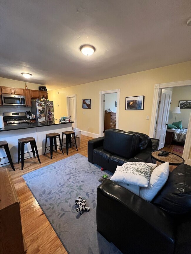 Photo - 44 Gorham St Unit 3