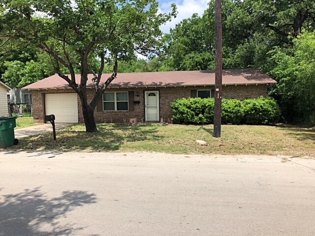 Photo - 835 N Paddock St