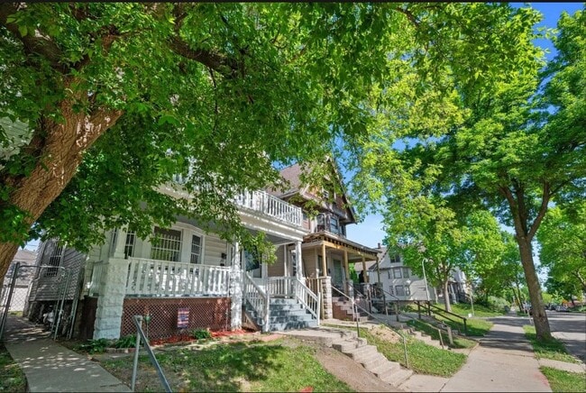 Photo - 2169 N 39th St Unit Upper