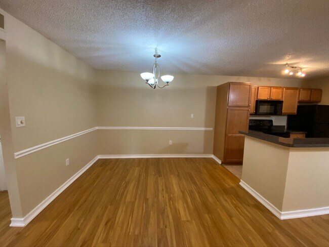 Photo - Spacious 1/1 Den with Screened Lanai Unit 103