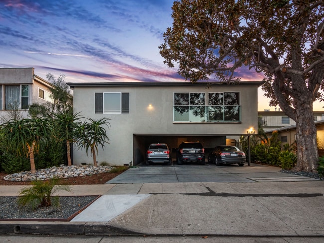 Building Photo - 1434 10th St