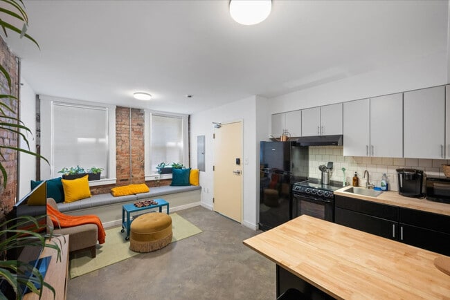 Photo - 2 Hust Alley Unidad ID1303117P