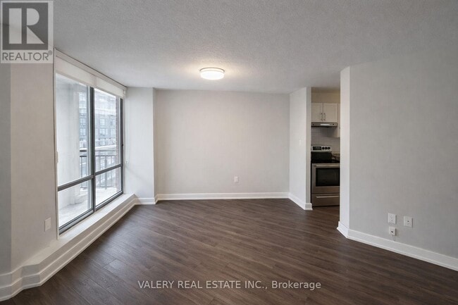 Photo - 75 Eastdale Ave Unit 407