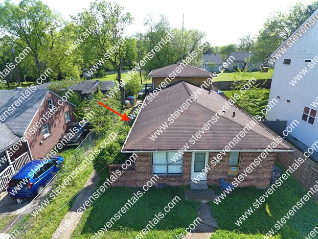 Photo - 928 30th Ave N