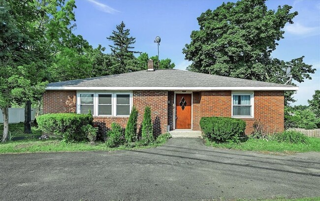 Photo - 63 1/2 Vandenburgh Ave Unit 1