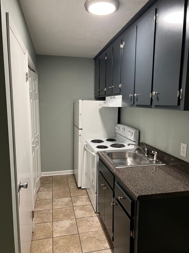 Photo - 46 Allen Dr Unidad Apt # 9