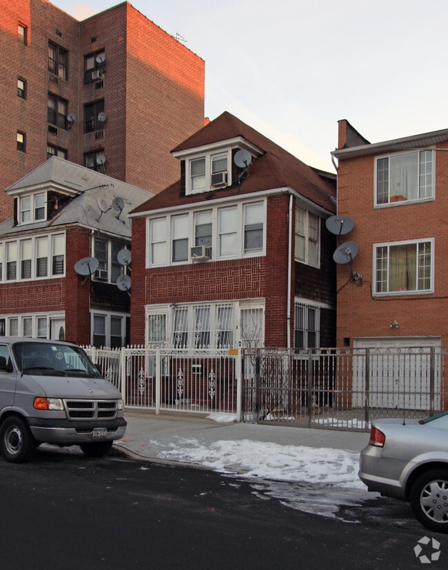 8843 162nd St Apartments For Rent in Jamaica, NY