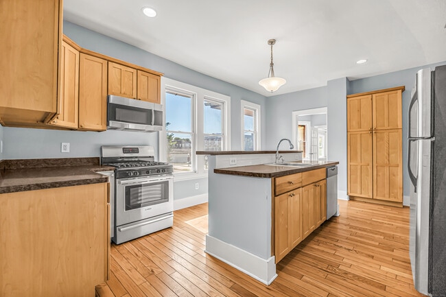 Photo - 2679 Fairfield Ave Unit #2