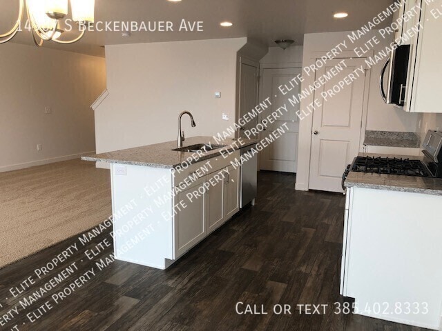 Photo - 14907 Beckenbauer Ave