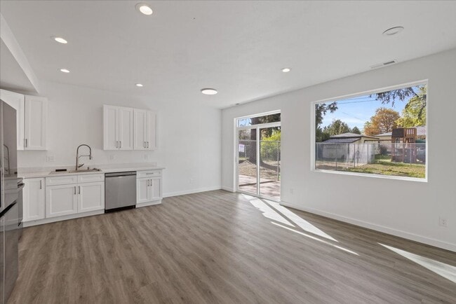 Photo - Brand New Duplex for Rent