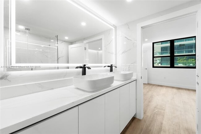 Photo - $3,200MONTHLY;10185 COLLINS AVE # 722 BAL HARBOUR, FL 33154