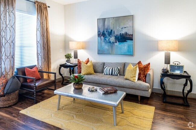 2 habitaciones, 2 baños, 1094 pies cuadrados - The Royce at 8100