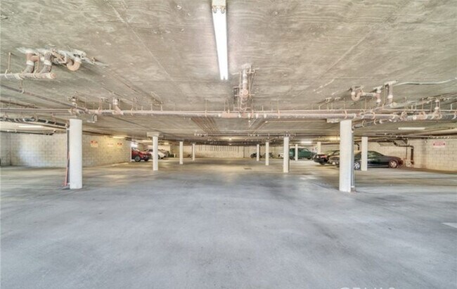 Photo - 9900 Jordan Ave Unidad #66