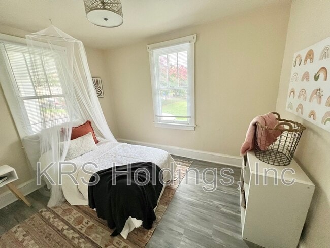 Photo - 1140 Hull St