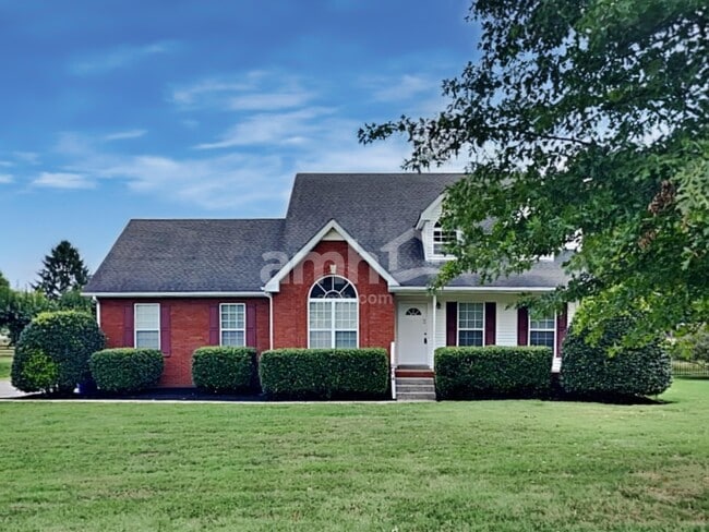 Building Photo - 204 Creekwood Dr Rental