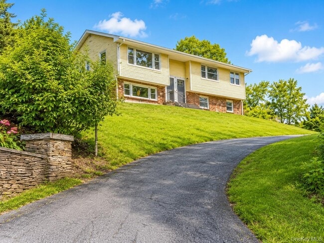 Building Photo - 43 Glenmere Homesites Rd