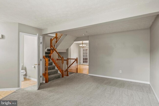 Photo - 8755 Thornbrook Dr