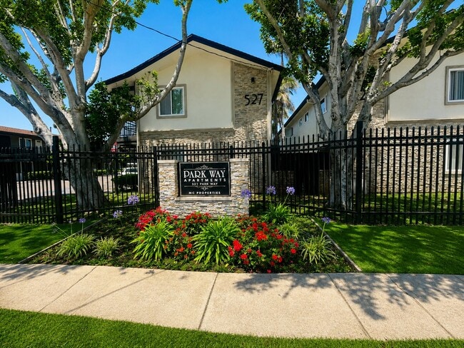 521 Park Way Unit 1