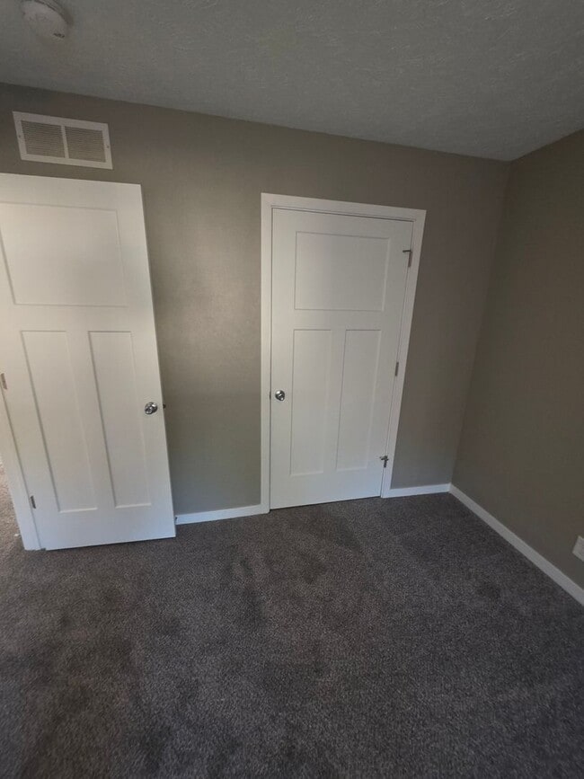 Photo - Duplex For Rent! Valley NE
