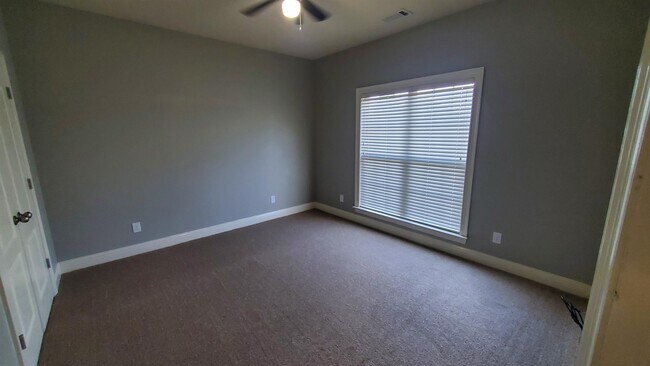 Photo - 9765 Helmsley Cir