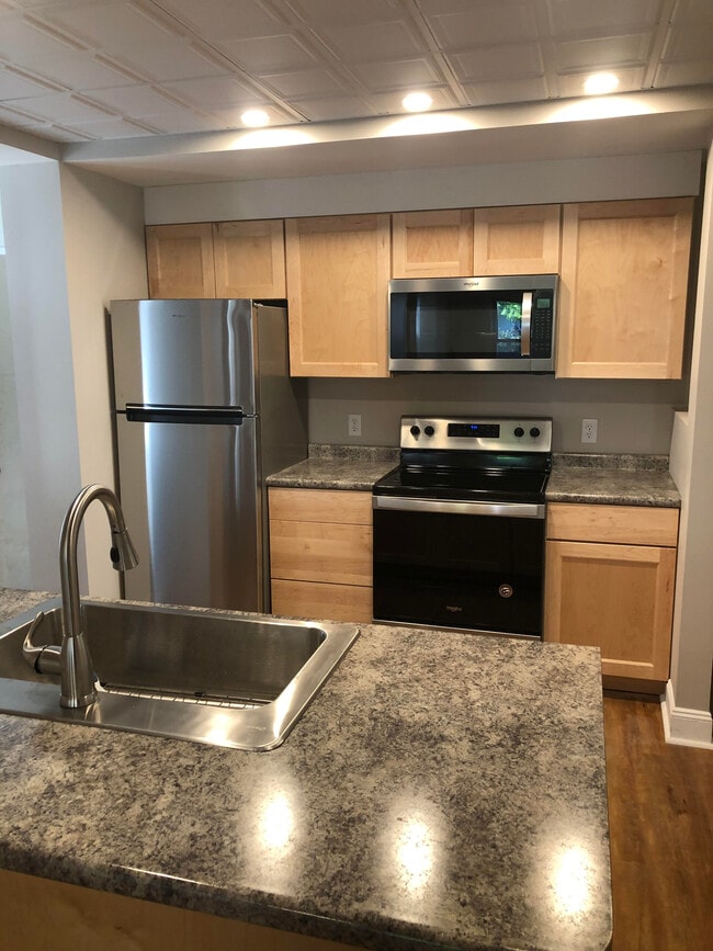 Photo - 79 Spruce St Unidad 2