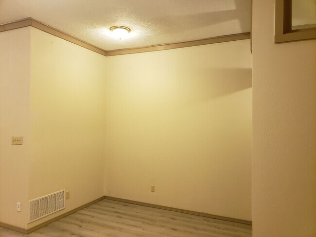 Photo - 422 W Hickory St Unidad #422