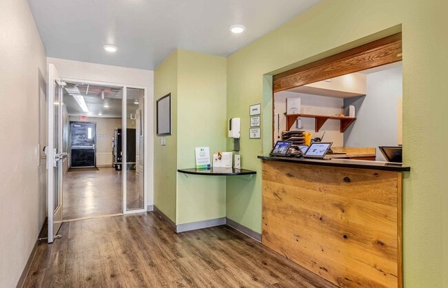 Furnished Studio-Fort Lauderdale - Airport - West