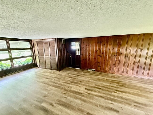 Photo - Four bedroom, 1.5 bath house in Graham