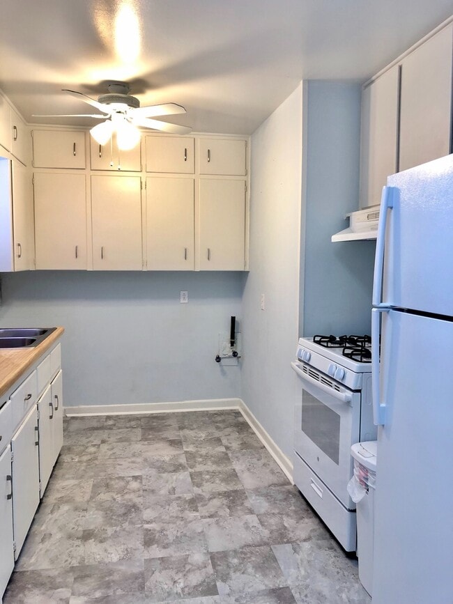 Photo - 3 Bed 1 Bath