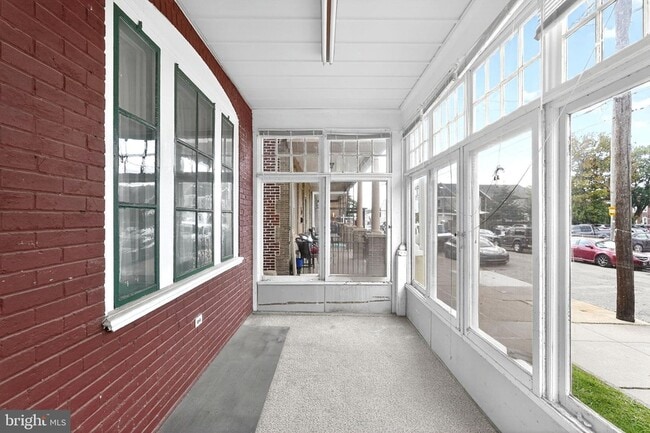 Photo - 413 Rector St