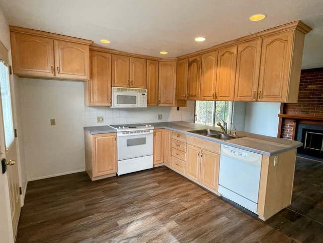 Photo - 2701 Wintergreen Dr